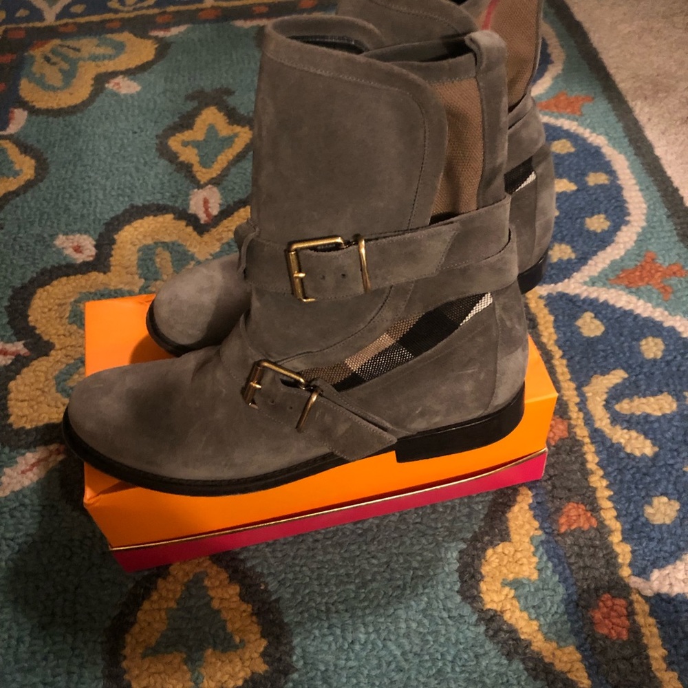 Burberry Boots